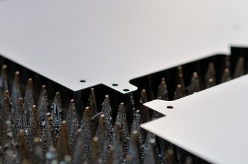 Laser fiber cutting sample
